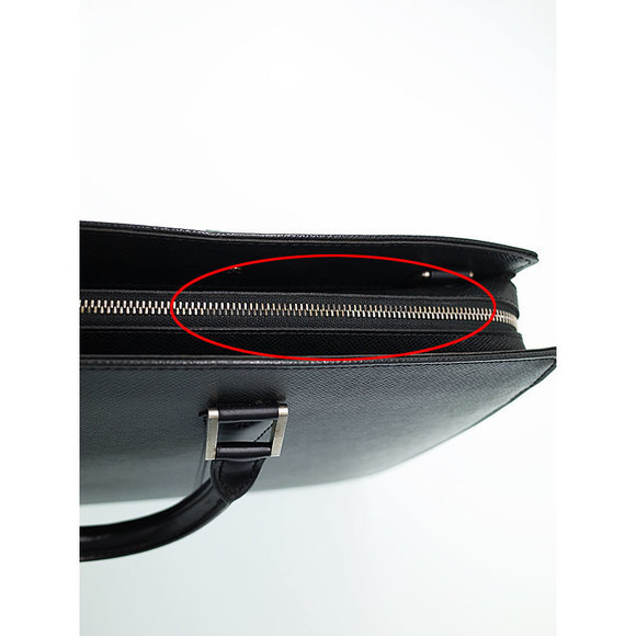 Louis Vuitton Porte Bag Business Taiga Document Rosan - Picture 5 of 8